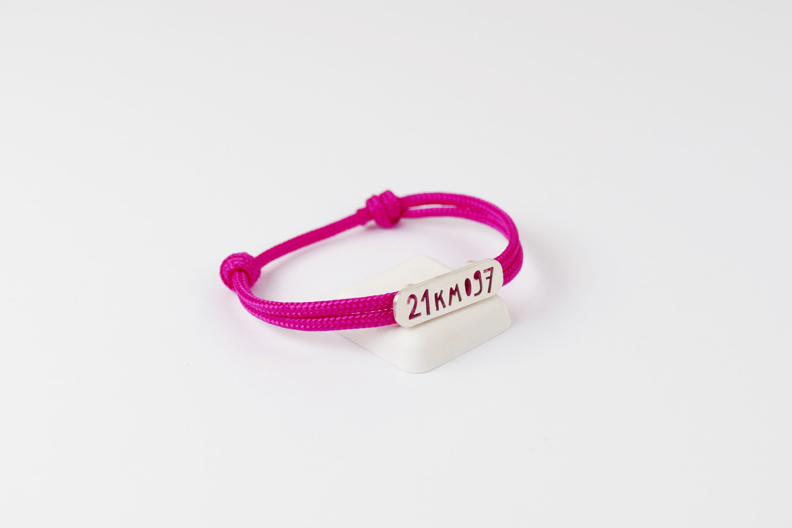 Bracelet "21km097" - Couleur Fushia